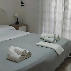 https://home-di-f.hotels-amalfi.com