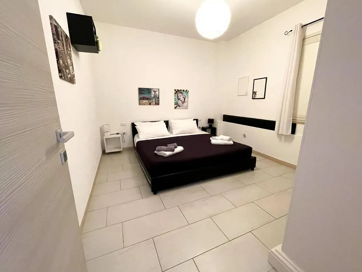 Red Ginger Apartment Oristano Italy